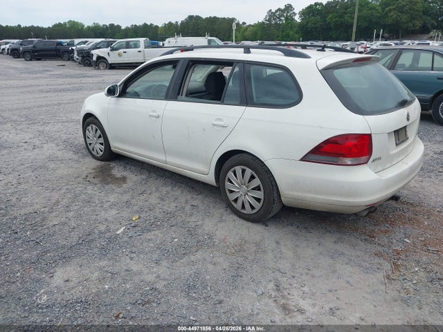 44971856 :رقم المزاد ، 3VWPP7AJ2DM611027 vin ، 2013 Volkswagen Jetta Sportwagen 2.5l S مزاد بيع