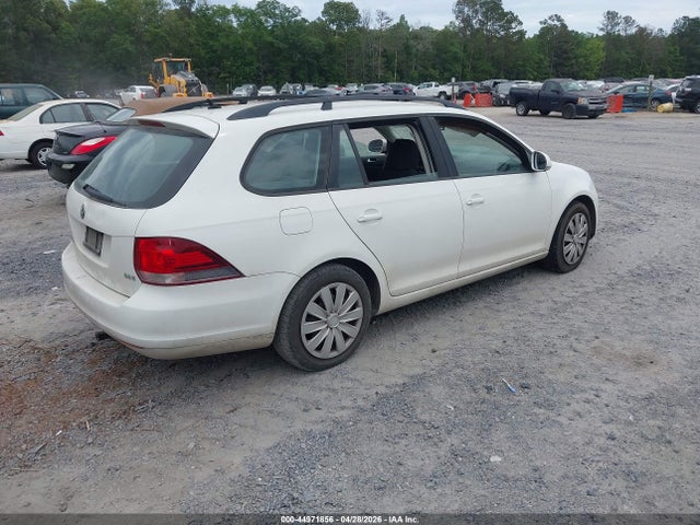 44971856 :رقم المزاد ، 3VWPP7AJ2DM611027 vin ، 2013 Volkswagen Jetta Sportwagen 2.5l S مزاد بيع