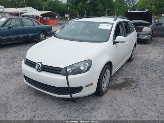 44971856 :رقم المزاد ، 3VWPP7AJ2DM611027 vin ، 2013 Volkswagen Jetta Sportwagen 2.5l S مزاد بيع