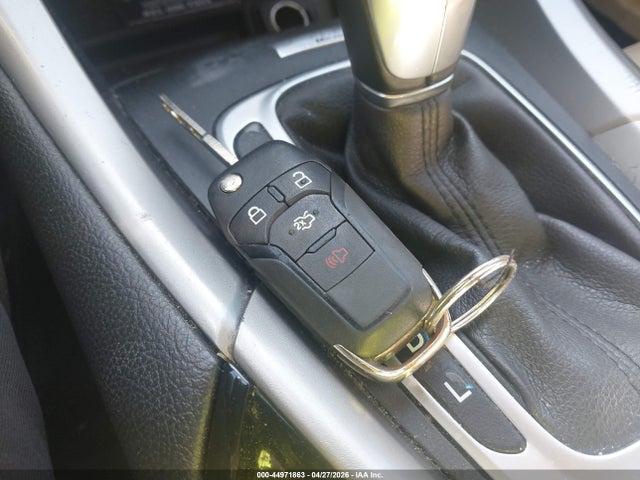 2013 Ford Fusion Hybrid Se მანქანა იყიდება აუქციონზე, vin: 3FA6P0LU8DR173796, აუქციონის ნომერი: 44971863