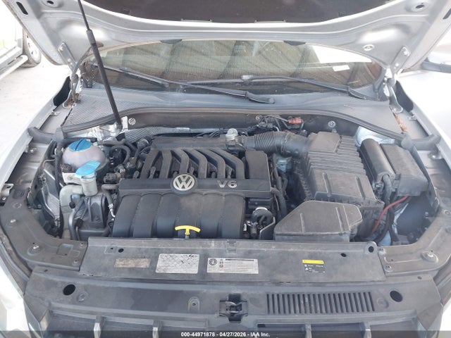 2015 Volkswagen Passat 3.6l V6 Sel Premium მანქანა იყიდება აუქციონზე, vin: 1VWCM7A35FC021269, აუქციონის ნომერი: 44971878