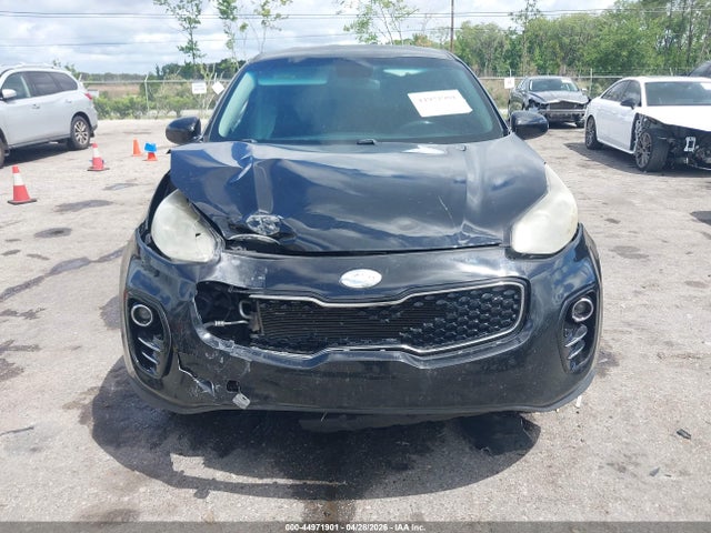 Продажа на аукционе авто 2017 Kia Sportage Lx, vin: KNDPMCAC6H7070716, номер лота: 44971901