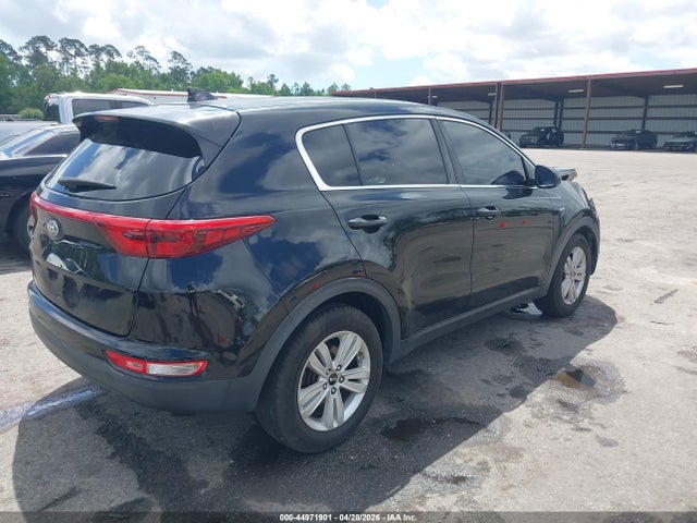 Продажа на аукционе авто 2017 Kia Sportage Lx, vin: KNDPMCAC6H7070716, номер лота: 44971901