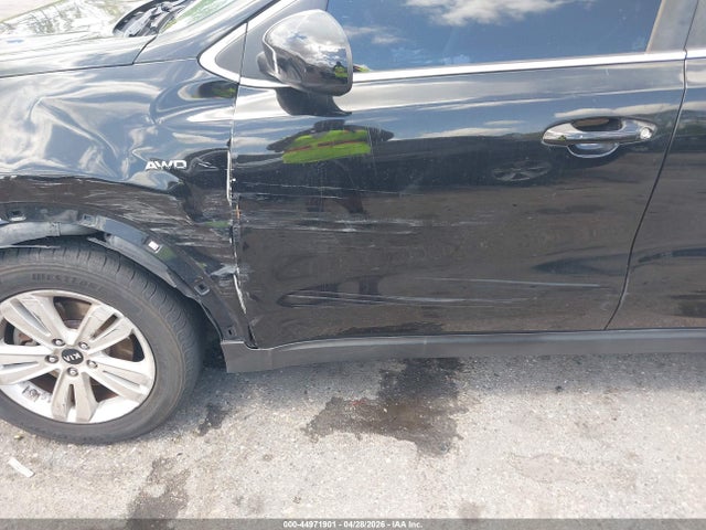 Продажа на аукционе авто 2017 Kia Sportage Lx, vin: KNDPMCAC6H7070716, номер лота: 44971901