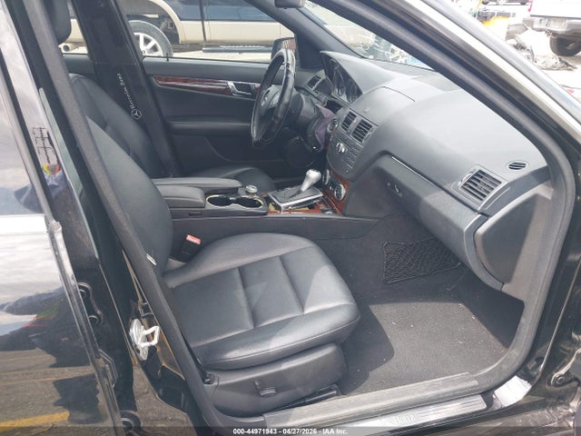 44971943 :رقم المزاد ، WDDGF8BB0AR107157 vin ، 2010 Mercedes-benz C 300 Sport 4matic مزاد بيع