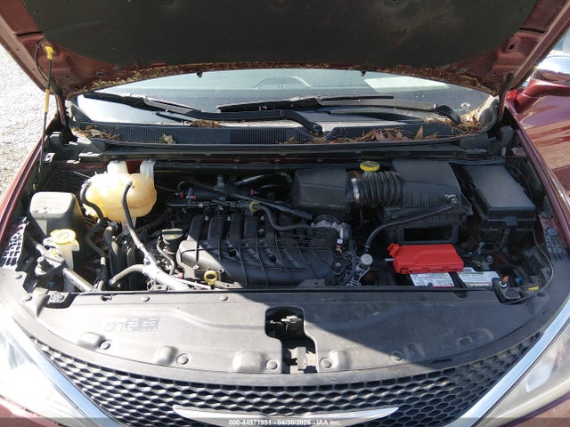 44971951 :رقم المزاد ، 2C4RC1GG4HR764037 vin ، 2017 Chrysler Pacifica Limited مزاد بيع
