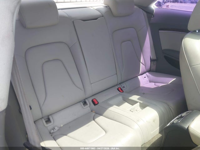 2011 Audi A5 2.0t Premium მანქანა იყიდება აუქციონზე, vin: WAULFAFR3BA080721, აუქციონის ნომერი: 44971963