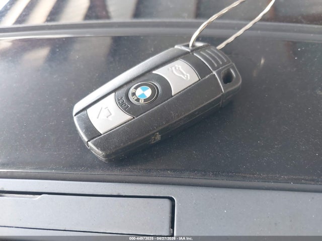 Продажа на аукционе авто 2011 Bmw 328i, vin: WBAPH5G55BNM79220, номер лота: 44972025
