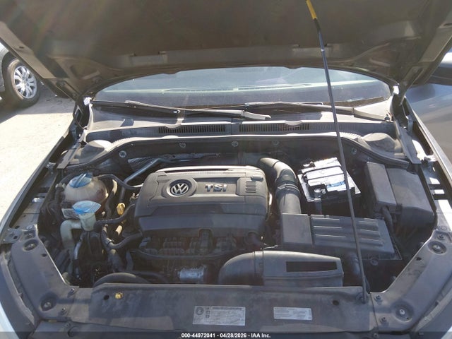 3VWD17AJ6GM330504 Volkswagen Jetta 1.8t Sport
