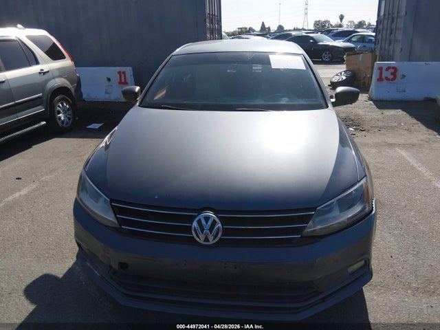 3VWD17AJ6GM330504 Volkswagen Jetta 1.8t Sport