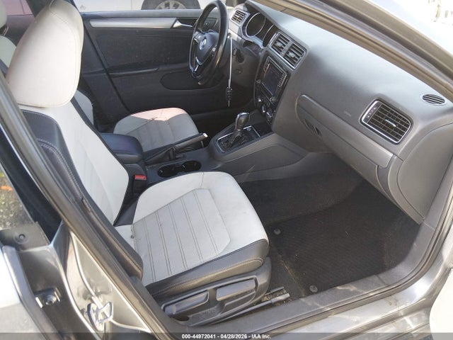 3VWD17AJ6GM330504 Volkswagen Jetta 1.8t Sport