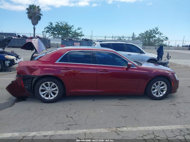 Chrysler 300 Limited 2016 2C3CCAAG3GH243317 Image 13