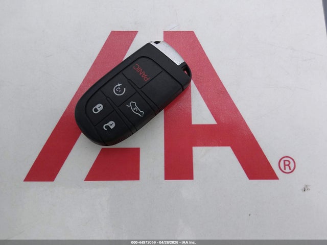 44972059 :رقم المزاد ، 1C3CCCABXFN722808 vin ، 2015 Chrysler 200 Limited مزاد بيع