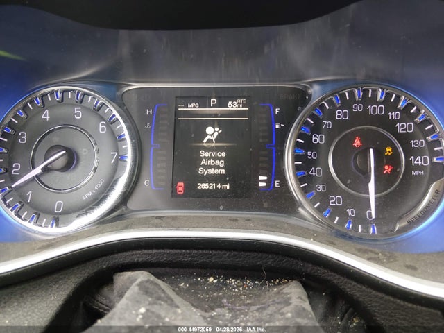 44972059 :رقم المزاد ، 1C3CCCABXFN722808 vin ، 2015 Chrysler 200 Limited مزاد بيع