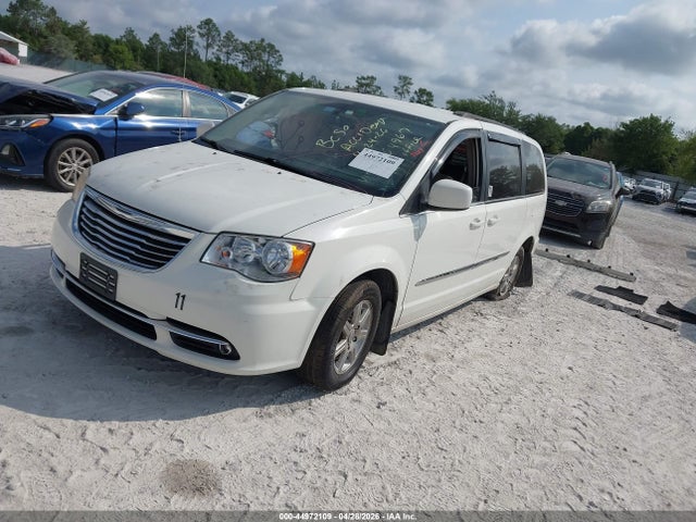 2011 Chrysler Town & Country Touring მანქანა იყიდება აუქციონზე, vin: 2A4RR5DG4BR664967, აუქციონის ნომერი: 44972109