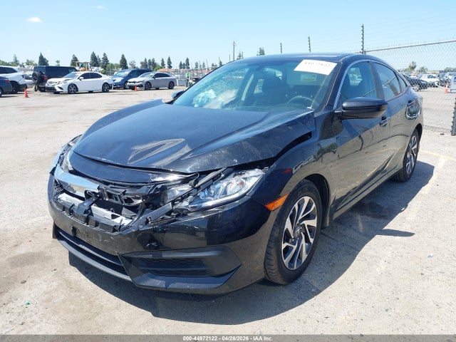 Продаж на аукціоні авто 2018 Honda Civic Ex, vin: 2HGFC2F70JH562707, номер лоту: 44972122