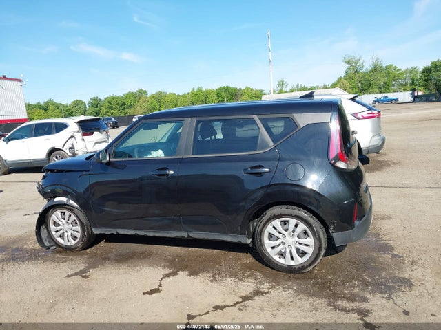 2023 Kia Soul Lx მანქანა იყიდება აუქციონზე, vin: KNDJ23AU1P7847130, აუქციონის ნომერი: 44972143