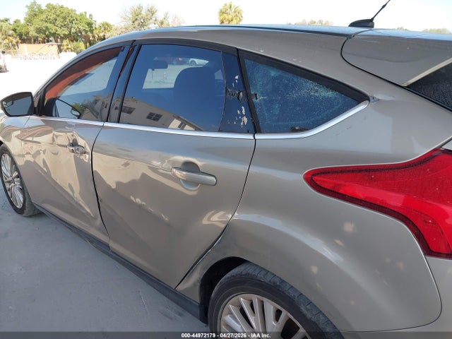 Продаж на аукціоні авто 2015 Ford Focus Titanium, vin: 1FADP3N29FL298540, номер лоту: 44972179
