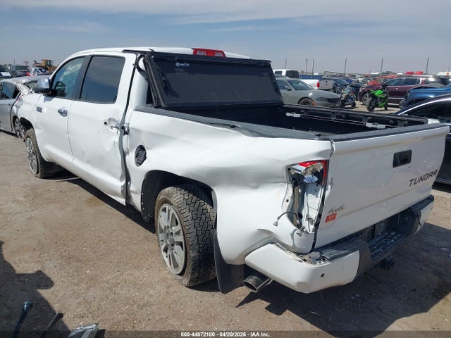 Продаж на аукціоні авто 2016 Toyota Tundra Platinum 5.7l V8, vin: 5TFAW5F19GX564568, номер лоту: 44972180