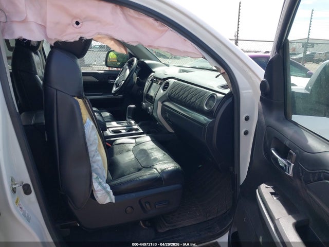 Продаж на аукціоні авто 2016 Toyota Tundra Platinum 5.7l V8, vin: 5TFAW5F19GX564568, номер лоту: 44972180