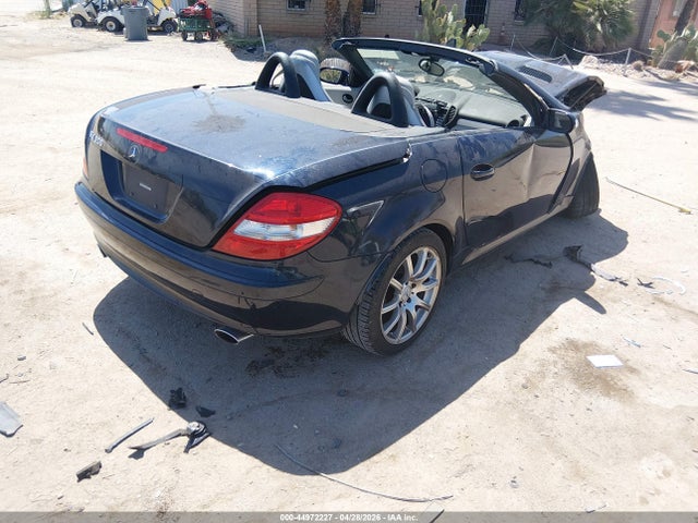 2005 Mercedes-benz Slk 350 მანქანა იყიდება აუქციონზე, vin: WDBWK56F15F070669, აუქციონის ნომერი: 44972227