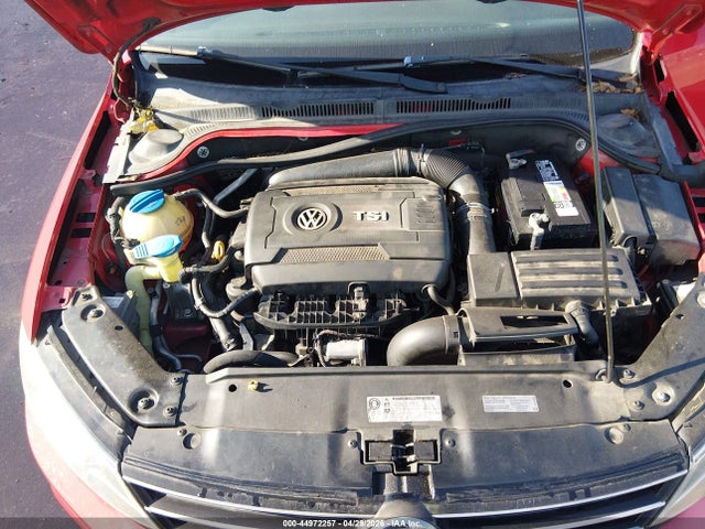 44972257 :رقم المزاد ، 3VWD17AJ1GM325887 vin ، 2016 Volkswagen Jetta 1.8t Sport مزاد بيع