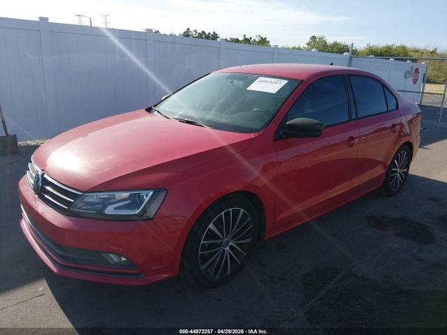 44972257 :رقم المزاد ، 3VWD17AJ1GM325887 vin ، 2016 Volkswagen Jetta 1.8t Sport مزاد بيع