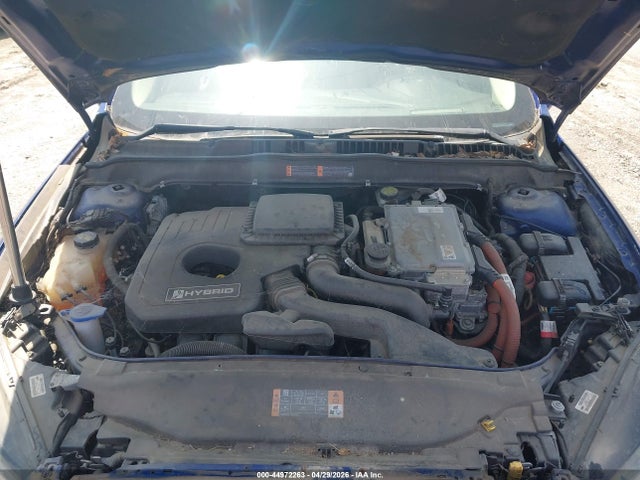 44972263 :رقم المزاد ، 3FA6P0LU3FR202656 vin ، 2015 Ford Fusion Hybrid Se مزاد بيع