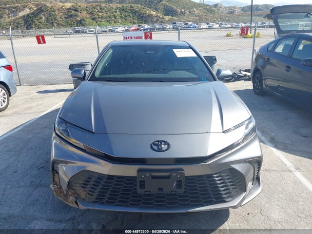 2025 Toyota Camry Se მანქანა იყიდება აუქციონზე, vin: 4T1DAACK2SU619692, აუქციონის ნომერი: 44972300