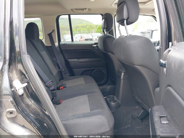 44972301 :رقم المزاد ، 1C4NJRFB7CD689791 vin ، 2012 Jeep Patriot Latitude مزاد بيع