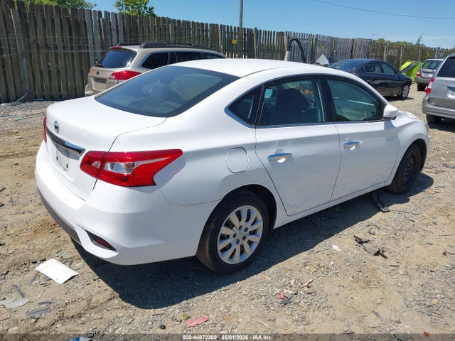 2017 Nissan Sentra S მანქანა იყიდება აუქციონზე, vin: 3N1AB7AP3HY379390, აუქციონის ნომერი: 44972309