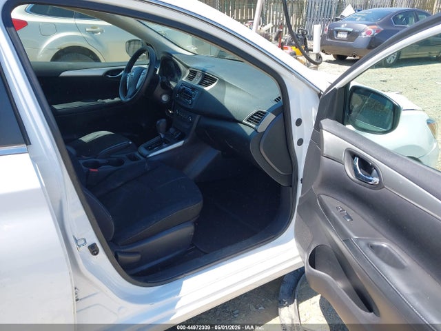 2017 Nissan Sentra S მანქანა იყიდება აუქციონზე, vin: 3N1AB7AP3HY379390, აუქციონის ნომერი: 44972309