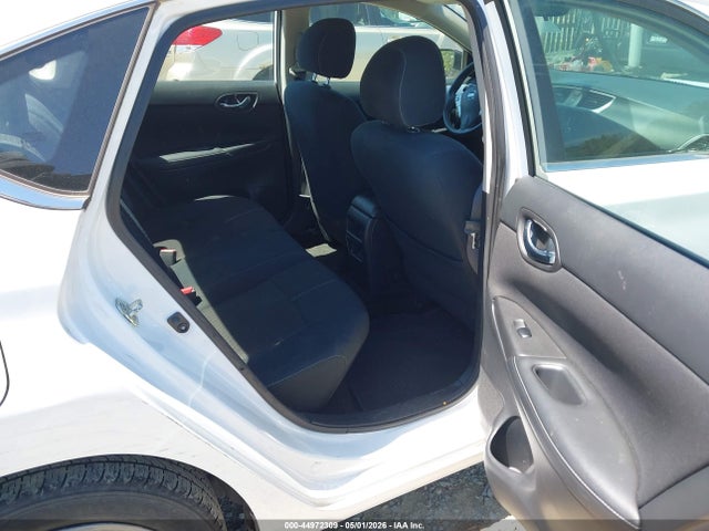 2017 Nissan Sentra S მანქანა იყიდება აუქციონზე, vin: 3N1AB7AP3HY379390, აუქციონის ნომერი: 44972309
