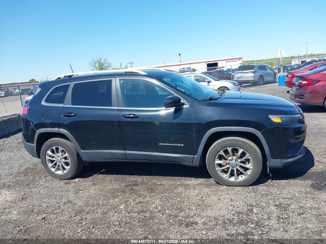 44972311 :رقم المزاد ، 1C4PJMLX7KD130719 vin ، 2019 Jeep Cherokee Latitude Plus 4x4 مزاد بيع