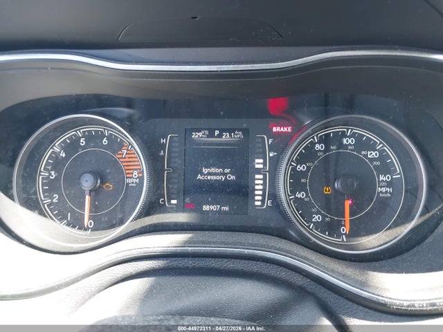 44972311 :رقم المزاد ، 1C4PJMLX7KD130719 vin ، 2019 Jeep Cherokee Latitude Plus 4x4 مزاد بيع