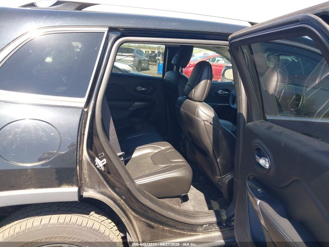 44972311 :رقم المزاد ، 1C4PJMLX7KD130719 vin ، 2019 Jeep Cherokee Latitude Plus 4x4 مزاد بيع