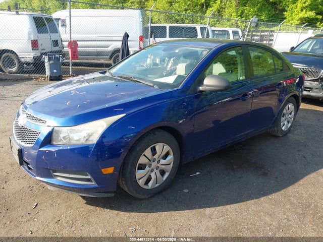 44972314 :رقم المزاد ، 1G1PA5SG5D7305034 vin ، 2013 Chevrolet Cruze Ls Auto مزاد بيع