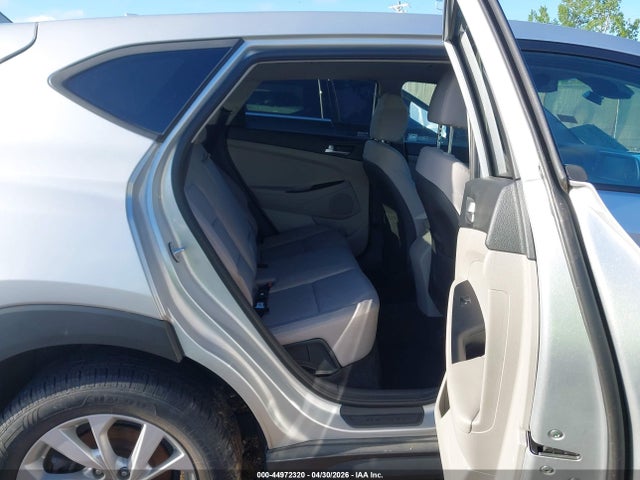 2019 Hyundai Tucson Se მანქანა იყიდება აუქციონზე, vin: KM8J2CA47KU850894, აუქციონის ნომერი: 44972320