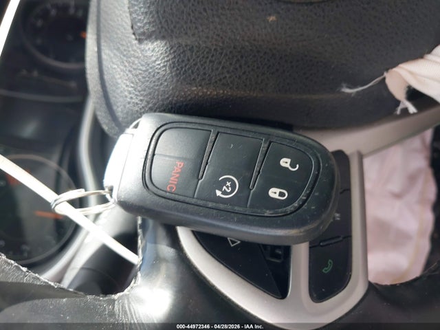 2018 Jeep Cherokee Latitude Plus 4x4 მანქანა იყიდება აუქციონზე, vin: 1C4PJMLB7JD521291, აუქციონის ნომერი: 44972346