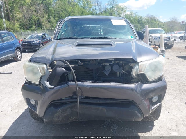 44972387 :رقم المزاد ، 5TFMU4FN3EX025733 vin ، 2014 Toyota Tacoma Base V6 مزاد بيع