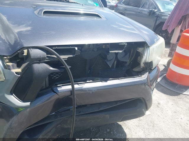 44972387 :رقم المزاد ، 5TFMU4FN3EX025733 vin ، 2014 Toyota Tacoma Base V6 مزاد بيع
