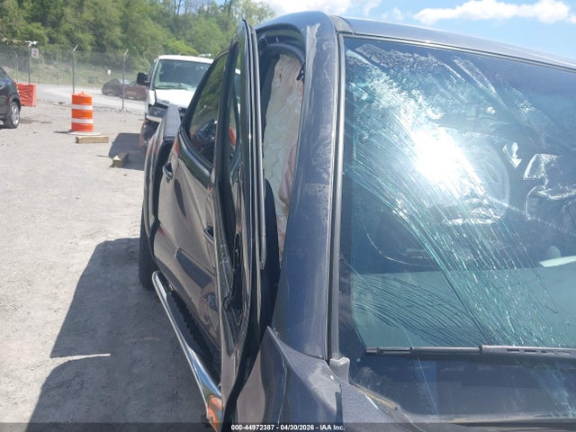 44972387 :رقم المزاد ، 5TFMU4FN3EX025733 vin ، 2014 Toyota Tacoma Base V6 مزاد بيع