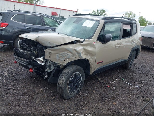 2016 Jeep Renegade Trailhawk მანქანა იყიდება აუქციონზე, vin: ZACCJBCT3GPD87823, აუქციონის ნომერი: 44972398