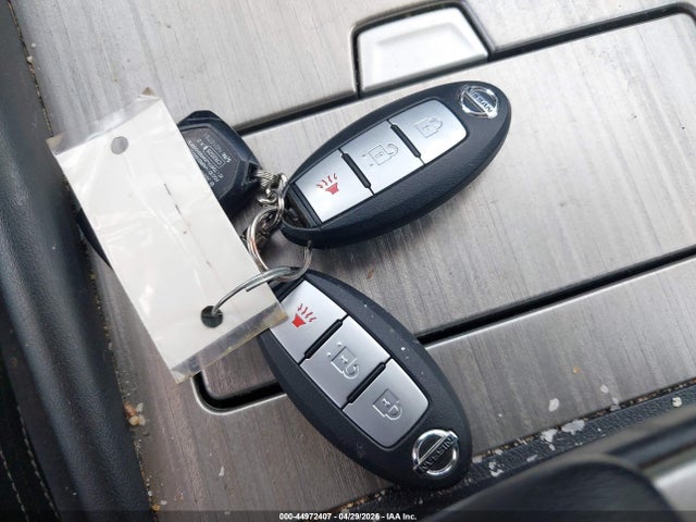 44972407 :رقم المزاد ، 5N1AZ2MH1HN150442 vin ، 2017 Nissan Murano S مزاد بيع
