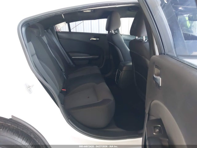 Продаж на аукціоні авто 2015 Dodge Charger Se, vin: 2C3CDXBG8FH731420, номер лоту: 44972420
