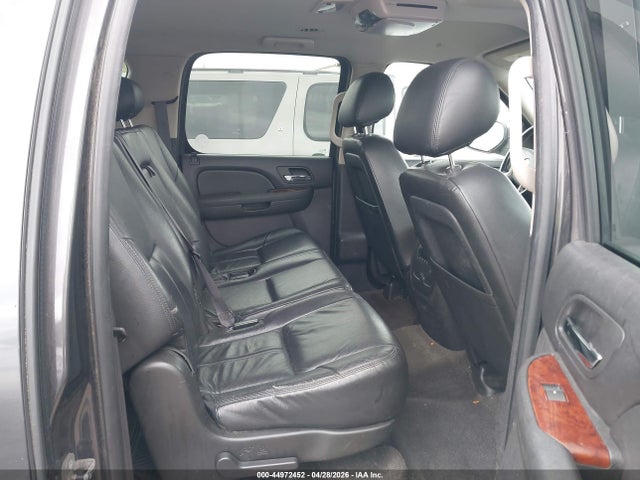 2010 Gmc Yukon Xl 1500 Sle მანქანა იყიდება აუქციონზე, vin: 1GKUKHE33AR221929, აუქციონის ნომერი: 44972452