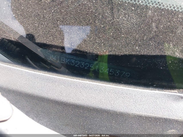 Aukcja sprzedaży 2005 Mazda Mazda3 S, vin: JM1BK323251345379, numer aukcji: 44972453