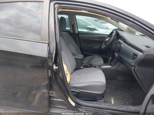 44972542 :رقم المزاد ، 5YFBURHE6FP296500 vin ، 2015 Toyota Corolla L مزاد بيع