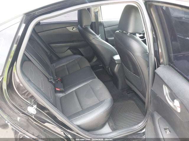 44972550 :رقم المزاد ، 3KPF24AD3KE103890 vin ، 2019 Kia Forte Lxs مزاد بيع