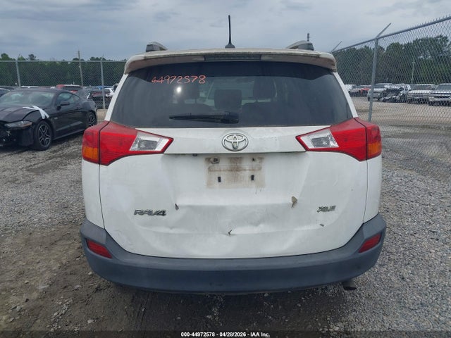 2T3WFREV3FW170570 Toyota Rav4 Xle